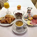 Du Mont Blanc Hotel