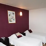 Du Mont Blanc 2* Paříž