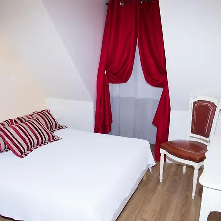 Du Mont Blanc Hotel Paris