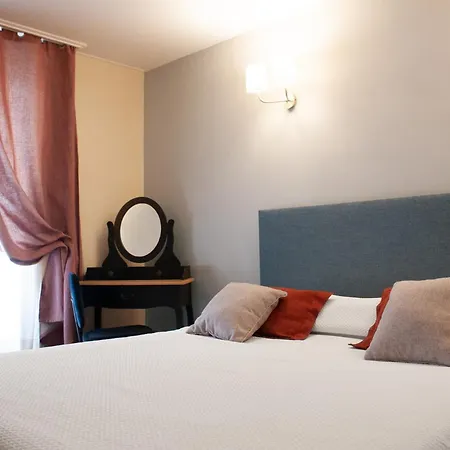 Hotel Du Mont Blanc 2*