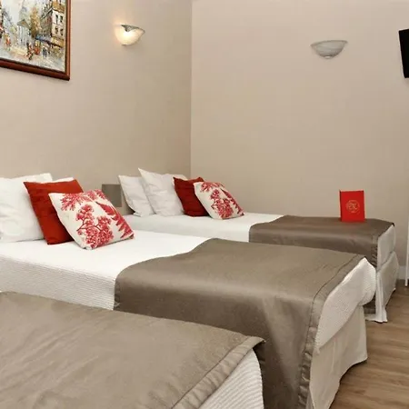 Hotel Du Mont Blanc 2*
