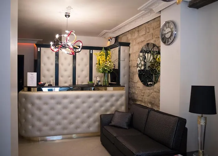 Du Mont Blanc Отель Париж