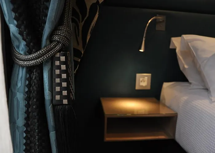 Du Mont Blanc Отель